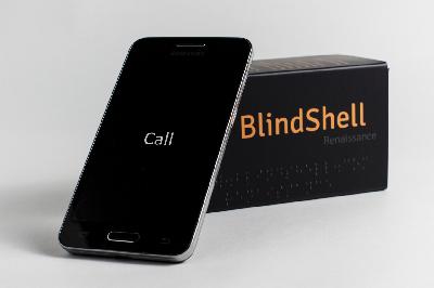 Produktbilde BlindShell mobiltelefon med norsk tale